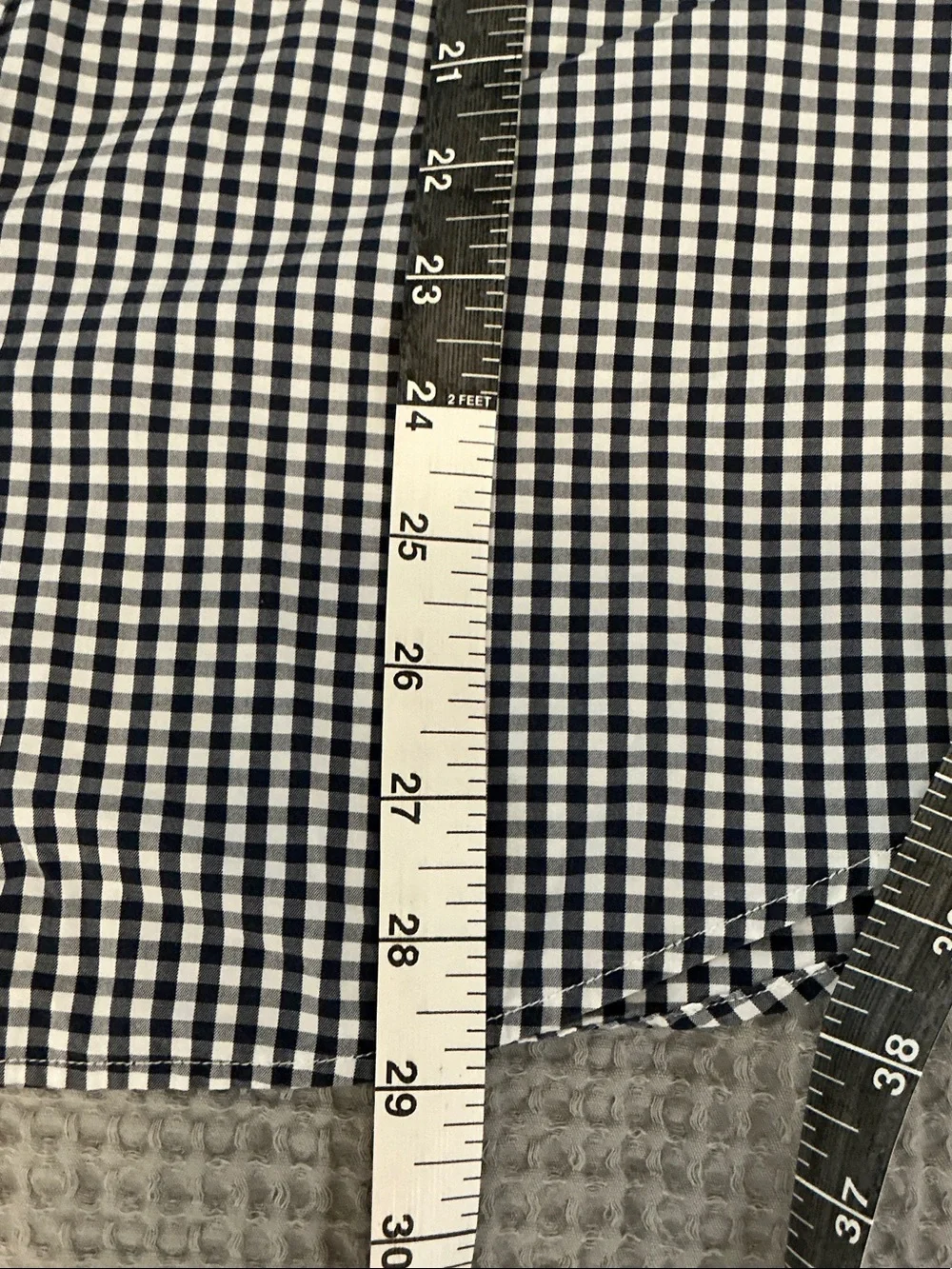 Banana Republic Men’s Navy & White Gingham Short-Sleeve Button-Down Shirt Medium